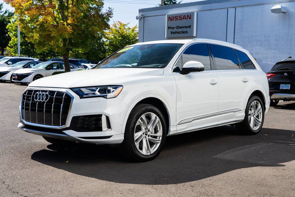 Used 2021 Audi Q7 3.0T Premium w/ Convenience Package AWD/4WD image 3
