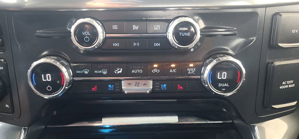 Used 2021 Ford F150 Lariat image 34