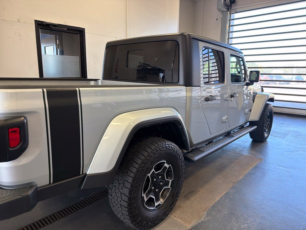 Used 2024 Jeep Gladiator Sport AWD/4WD image 6