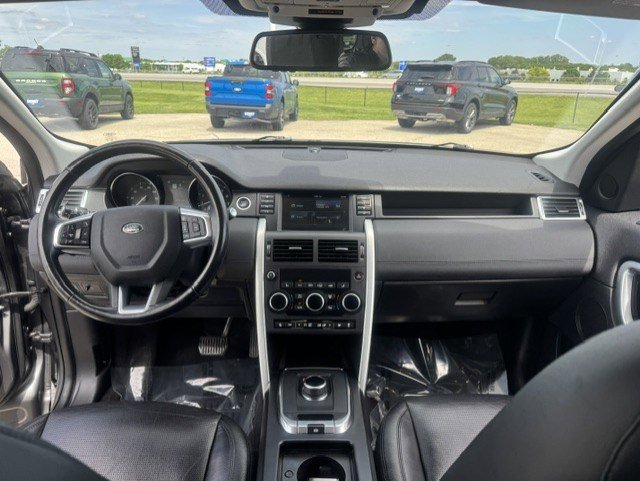 Used 2018 Land Rover Discovery Sport HSE AWD/4WD image 31