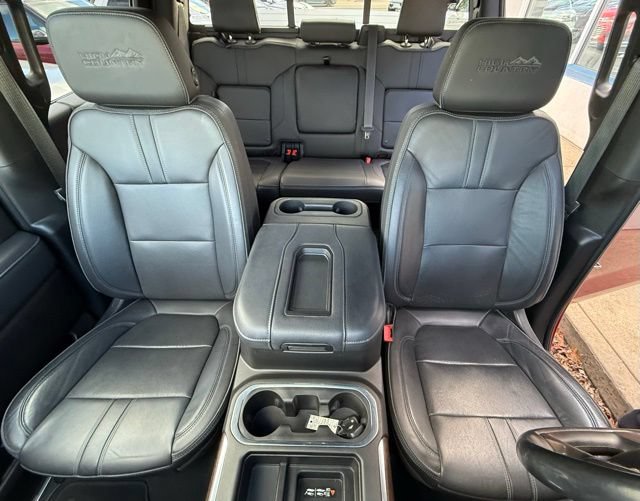 Used 2022 Chevrolet Silverado 1500 High Country w/ Safety Package II AWD/4WD image 17