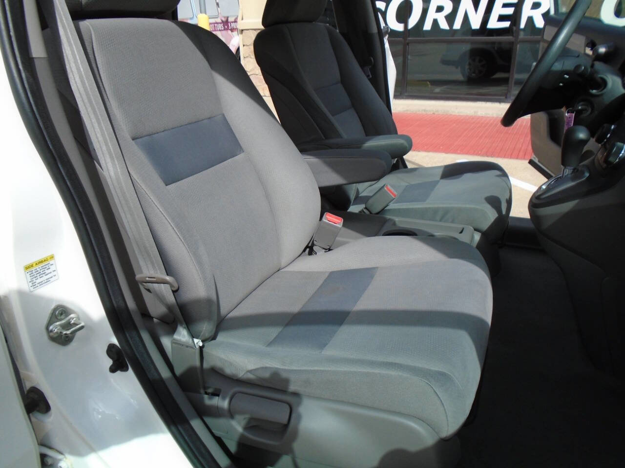 Used 2011 Honda CR-V SE image 12