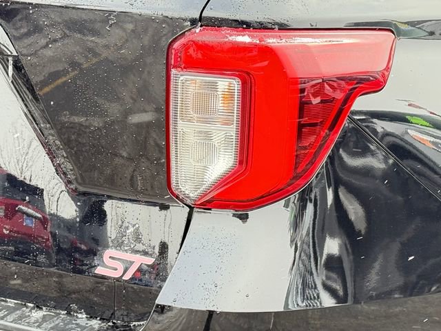 Certified 2022 Ford Explorer ST w/ Equipment Group 401A image 32