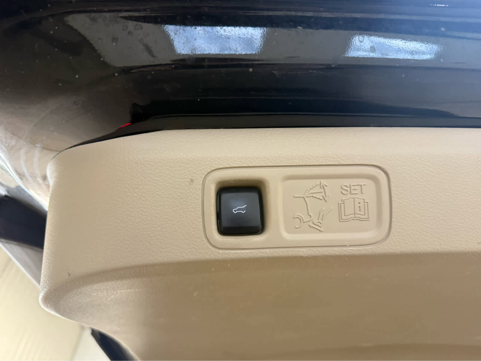 Used 2020 Lincoln Navigator Reserve w/ Equipment Group 208A Reserve image 21