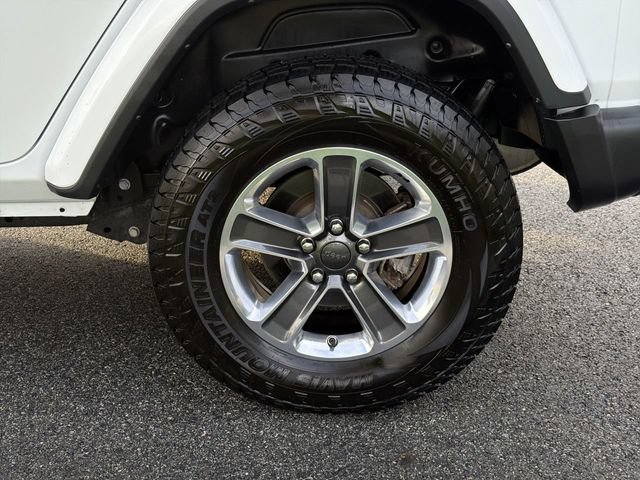 Used 2023 Jeep Wrangler Unlimited Sahara w/ Cold Weather Group AWD/4WD image 11