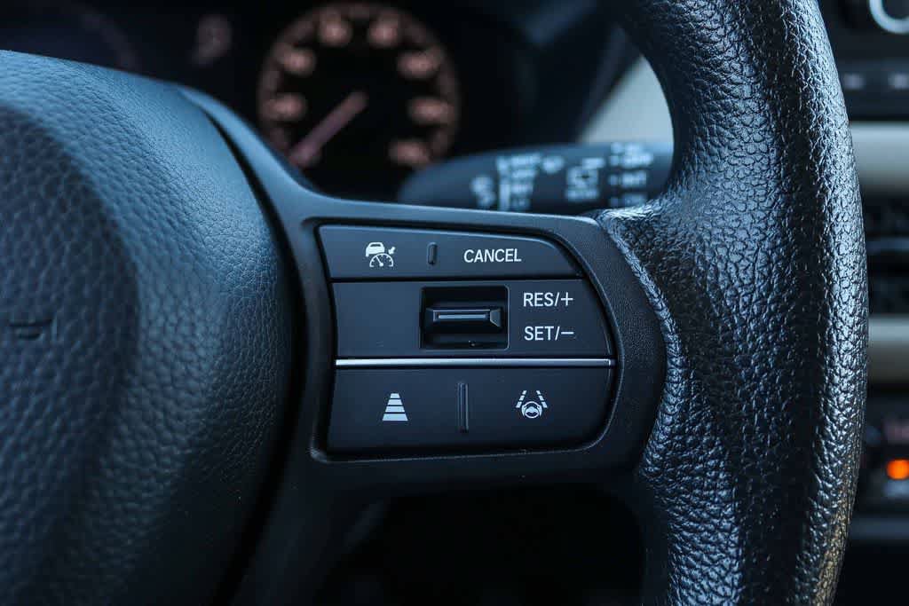 Used 2023 Honda HR-V LX image 24