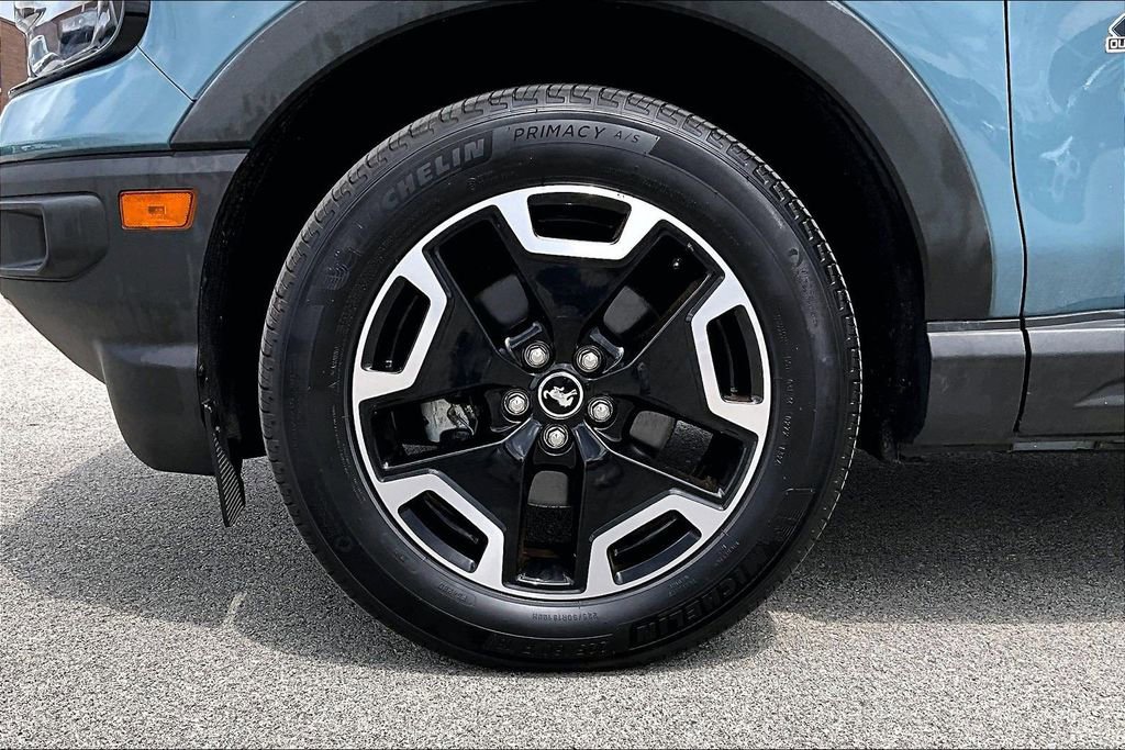 Certified 2022 Ford Bronco Sport Outer Banks w/ Tech Package AWD/4WD image 9