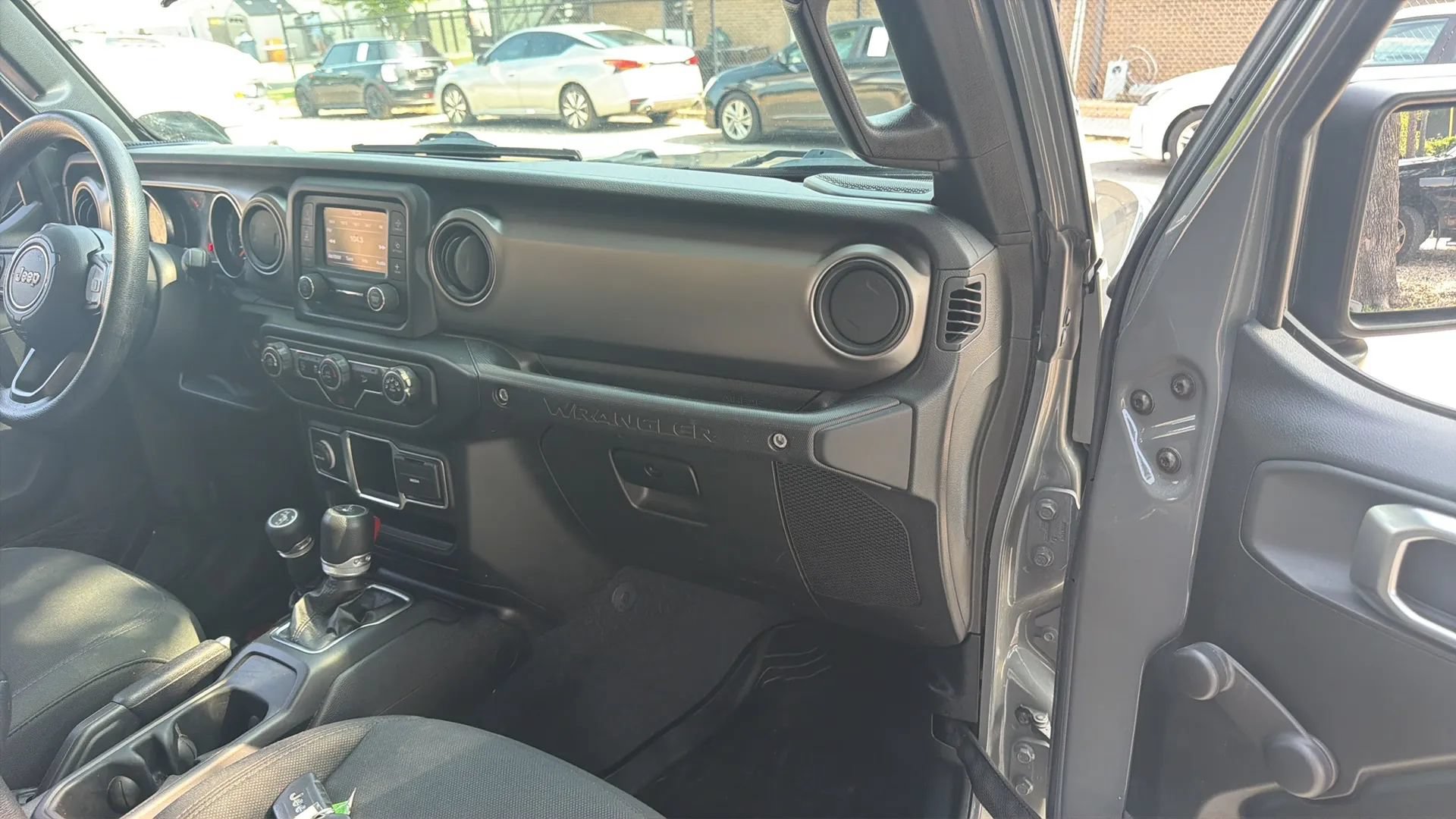 Used 2020 Jeep Wrangler Sport AWD/4WD image 24