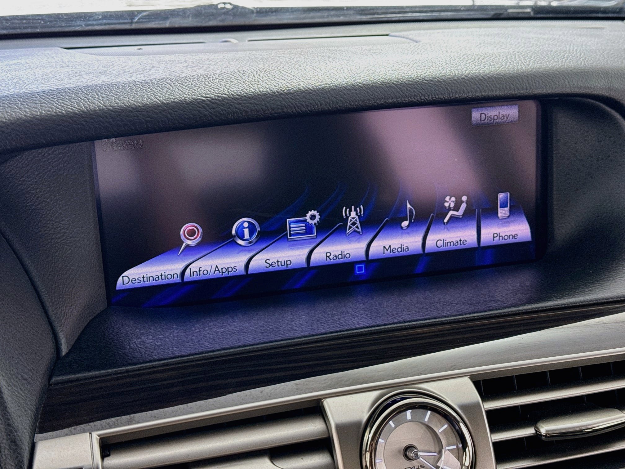 Used 2013 Lexus LS 460 AWD w/ Comfort Pkg image 19