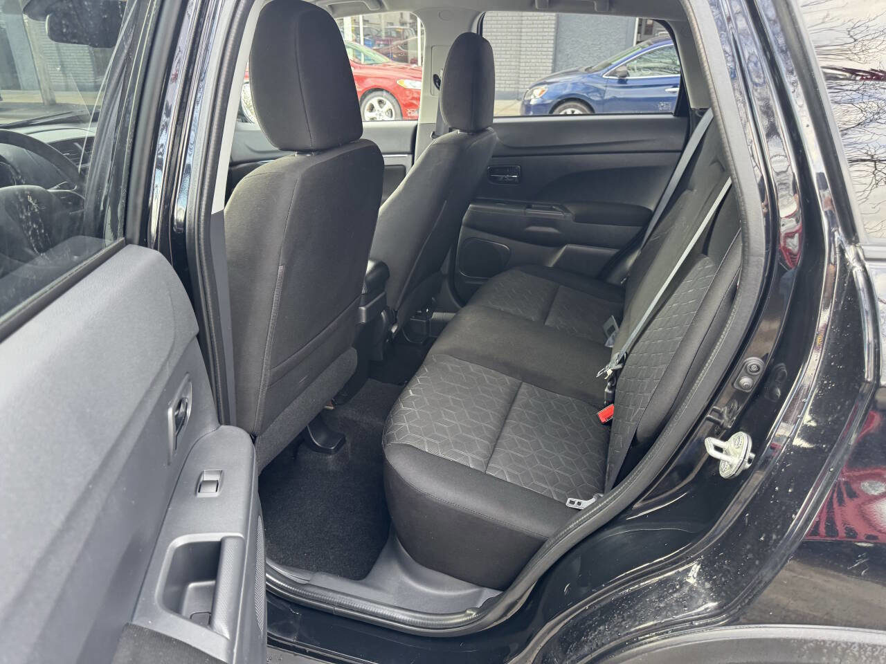 Used 2021 Mitsubishi Outlander Sport ES image 7