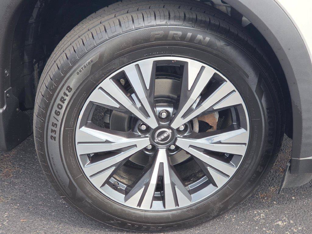 Certified 2023 Nissan Rogue SV AWD/4WD image 17