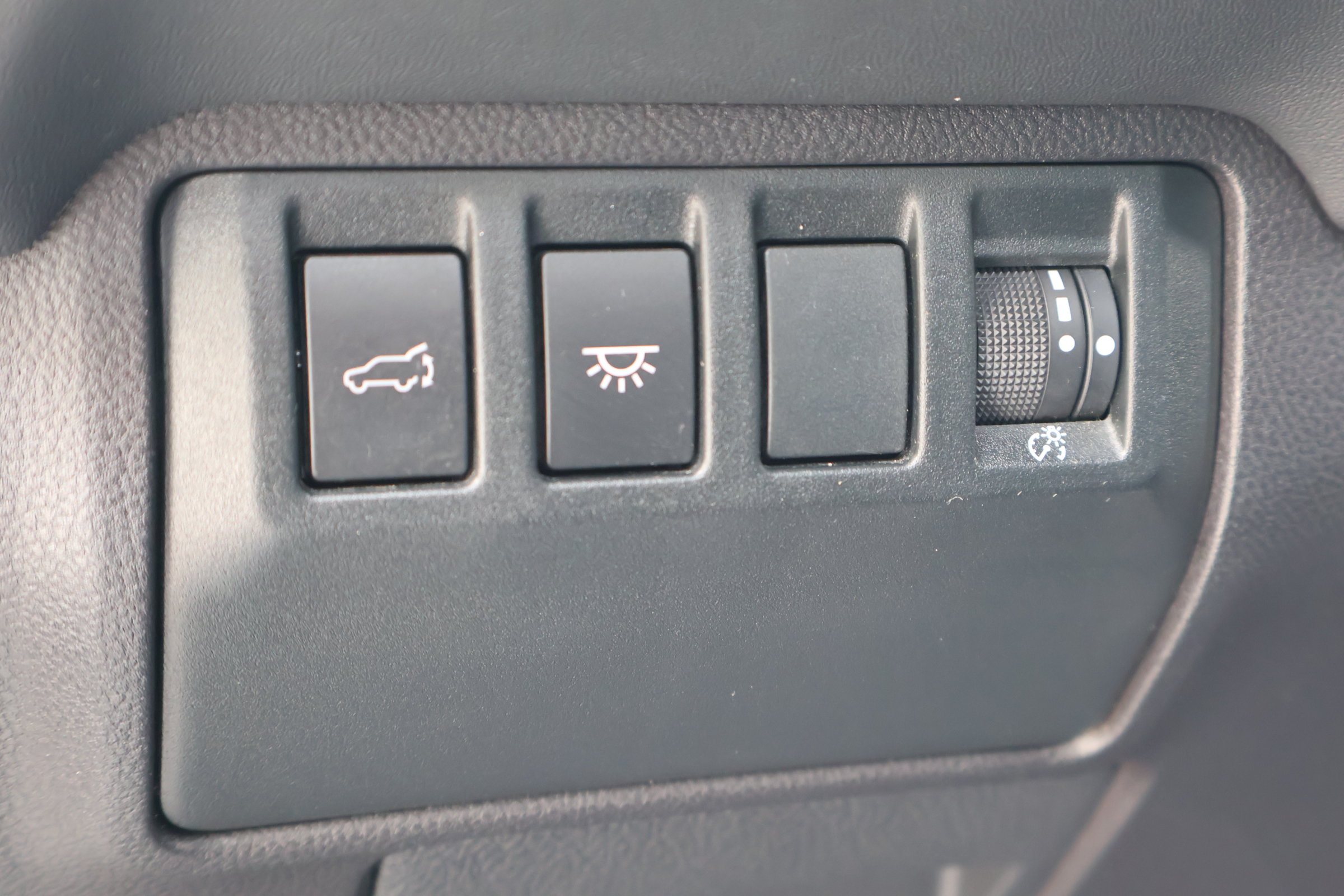 Used 2024 Subaru Ascent Limited w/ Technology Package AWD/4WD image 24