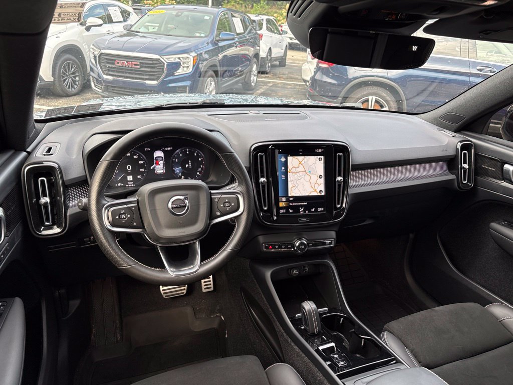 Used 2021 Volvo XC40 T5 R-Design AWD/4WD image 11