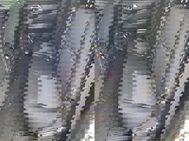 Used 2018 Nissan Pathfinder S image 27