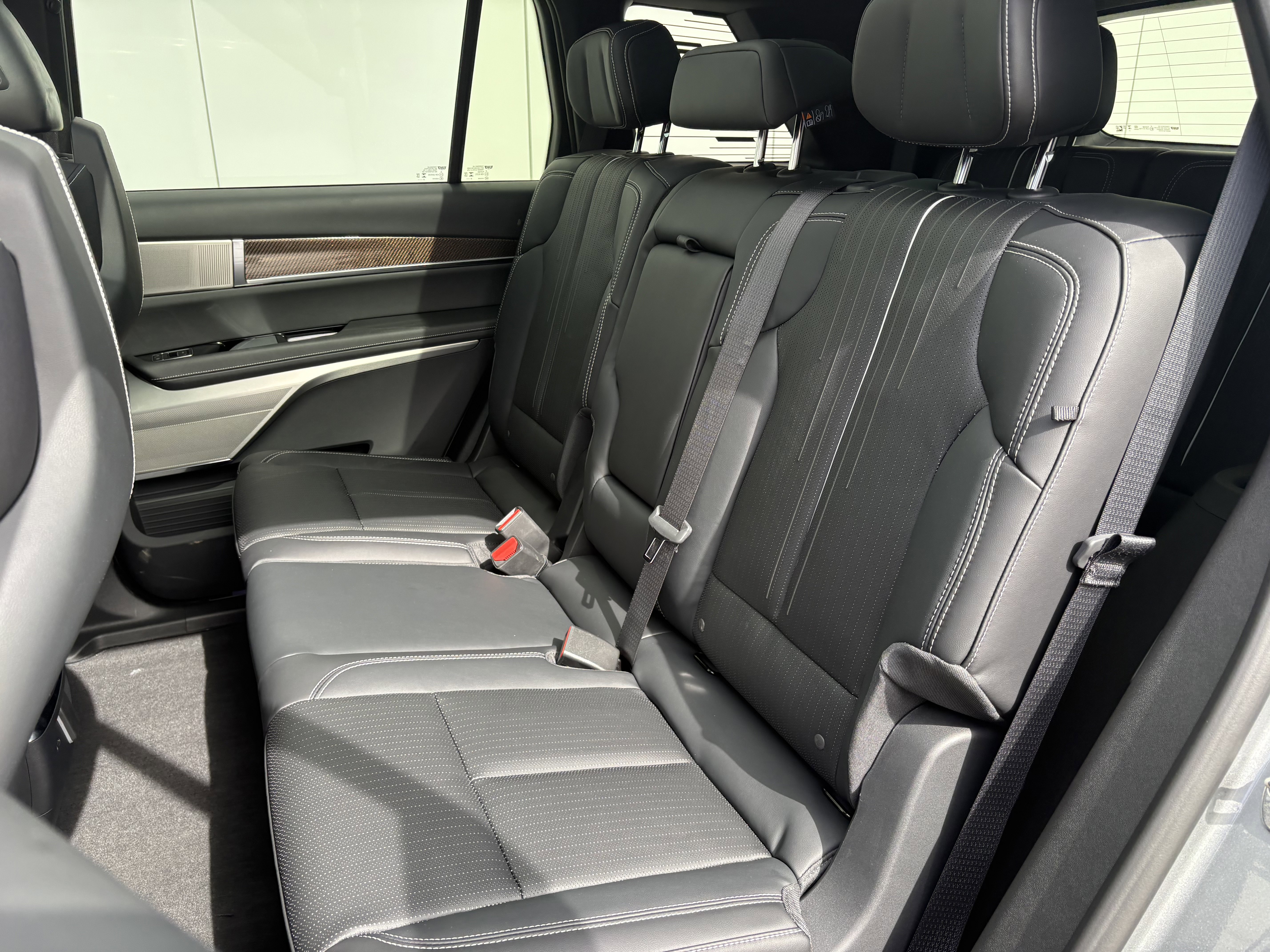 New 2026 Cadillac Vistiq Luxury image 13