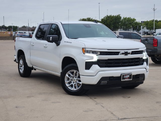 Used 2023 Chevrolet Silverado 1500 RST w/ Convenience Package II AWD/4WD image 2