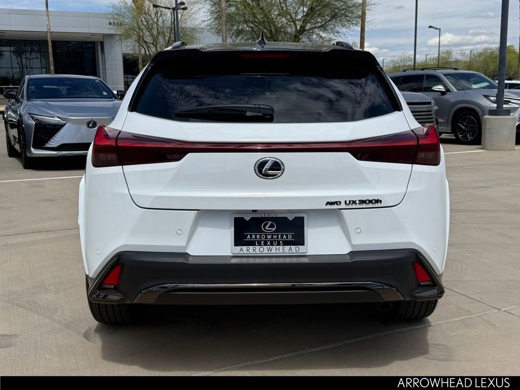 New 2026 Lexus UX 300h AWD image 6