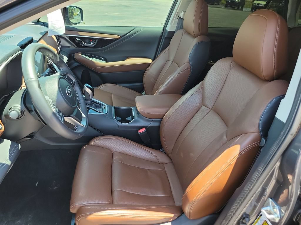 Certified 2025 Subaru Outback Touring XT AWD/4WD image 16
