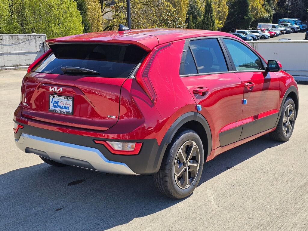 New 2026 Kia Niro LX FWD image 5