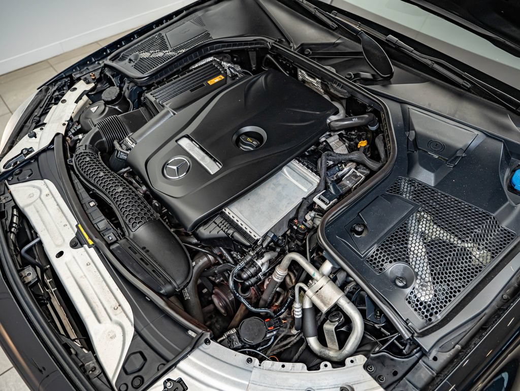 Used 2018 Mercedes-Benz C 300 4MATIC Sedan image 41