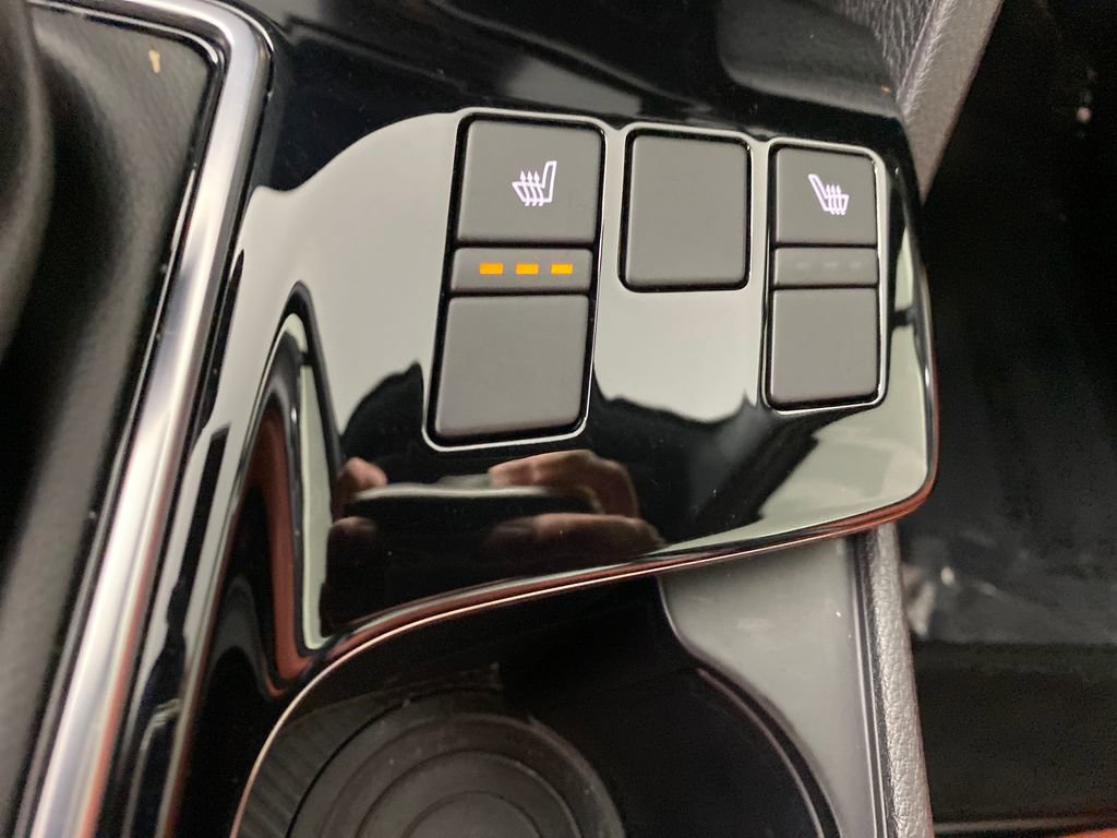 Certified 2025 Kia Sportage SX image 22