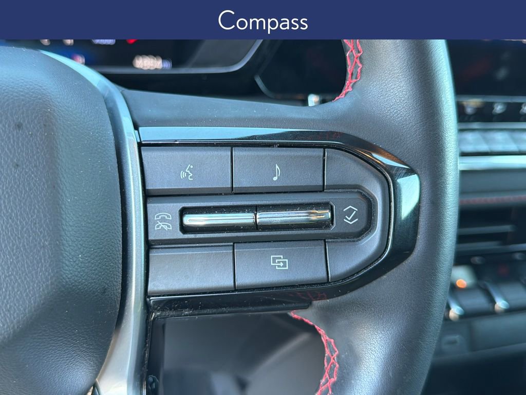 Used 2024 Chevrolet Colorado Z71 w/ Z71 Convenience Package 2 image 23