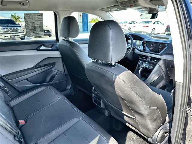 Used 2024 Volkswagen Taos SE image 31