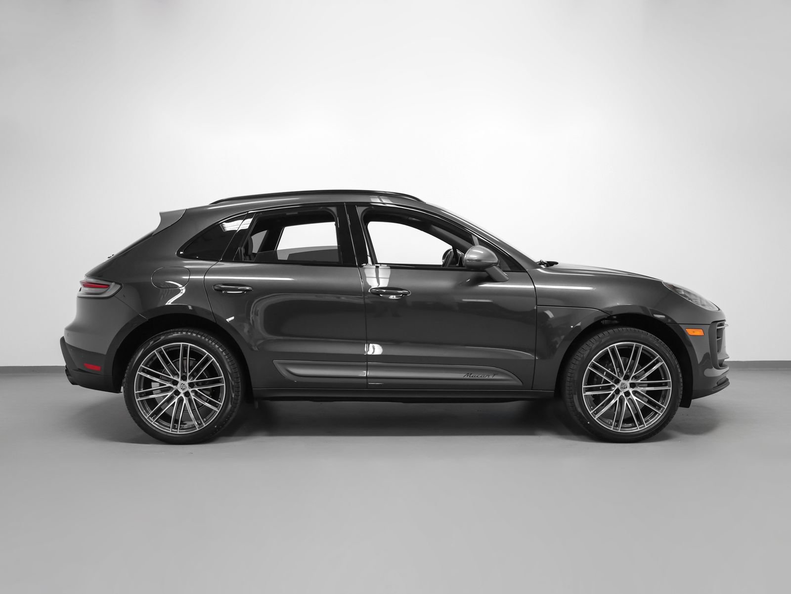 New 2026 Porsche Macan Turbo AWD/4WD image 13