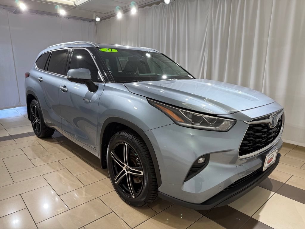 Certified 2021 Toyota Highlander Limited AWD/4WD image 7