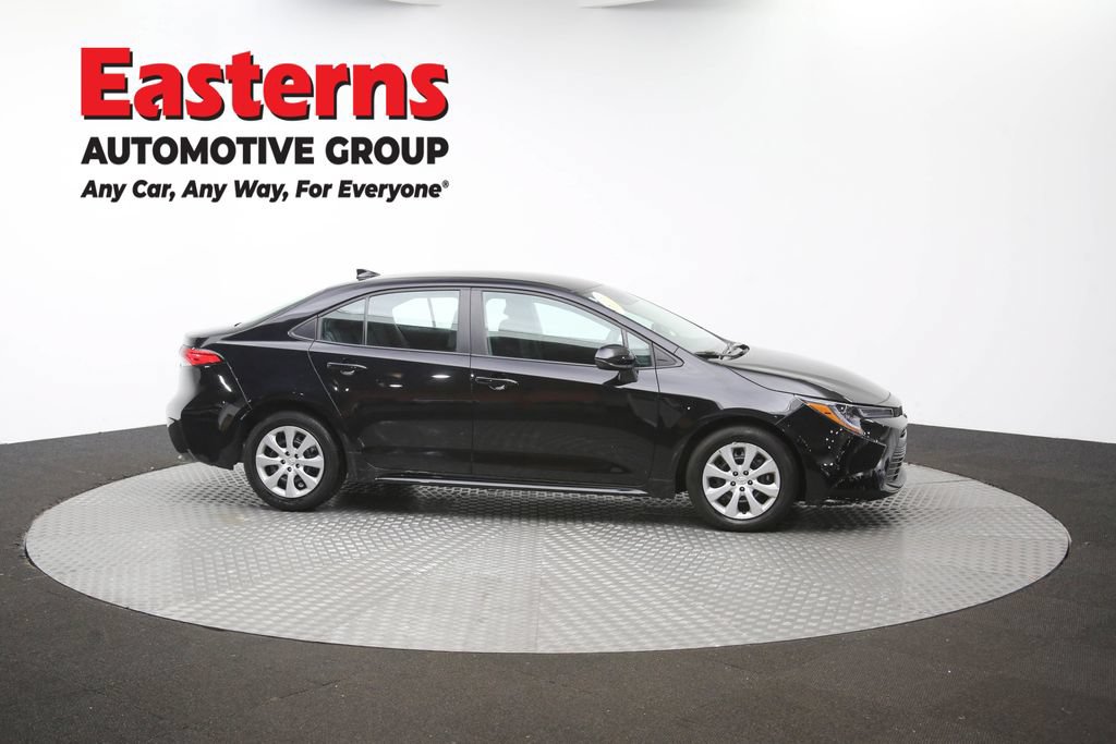 Used 2025 Toyota Corolla LE FWD image 47
