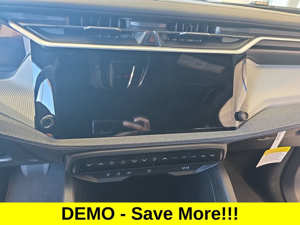 New 2026 Jeep Cherokee Laredo AWD/4WD image 17