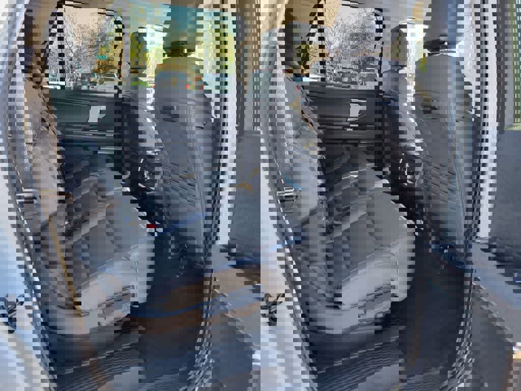 Used 2025 Ford Expedition Max Active image 17