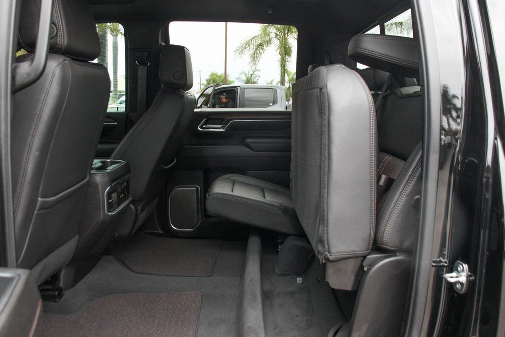 Used 2024 Chevrolet Silverado 2500 High Country w/ Technology Package image 38