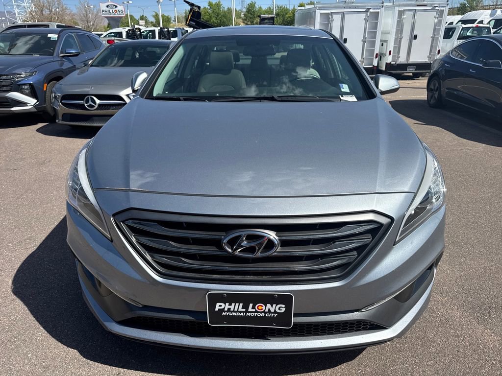 Used 2016 Hyundai Sonata Sport w/ Option Group 1V FWD image 4