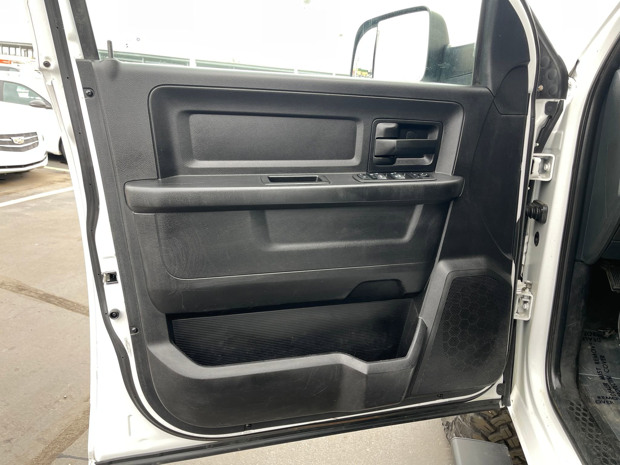 Used 2016 RAM 2500 Tradesman image 12