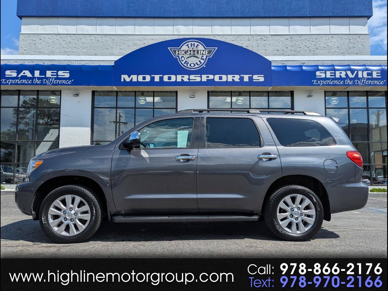 Used 2017 Toyota Sequoia Platinum AWD/4WD image 1