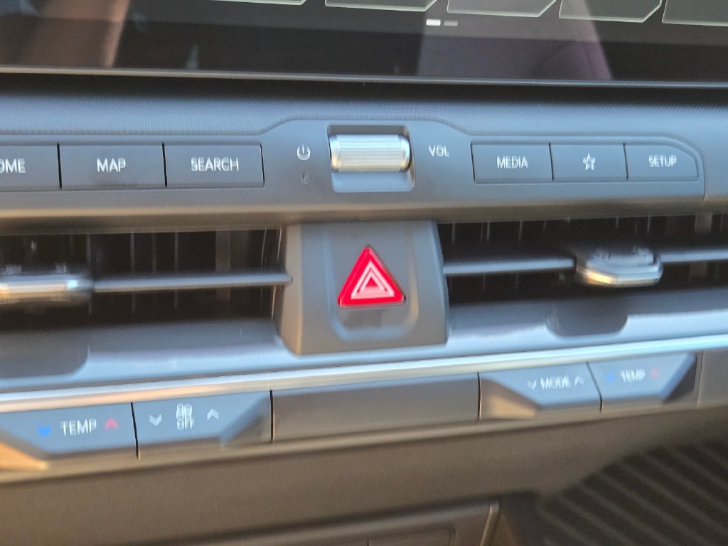 Certified 2025 Kia K4 GT-Line Turbo FWD image 27