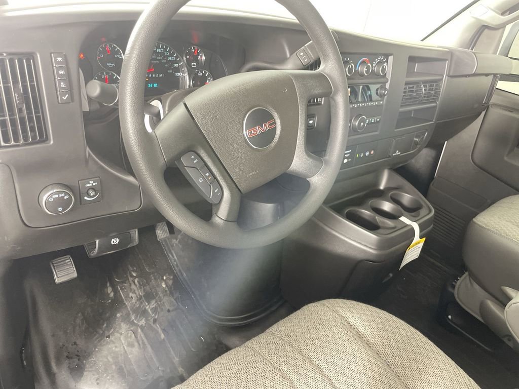 New 2025 GMC Savana 2500 w/ Driver Convenience Package image 10