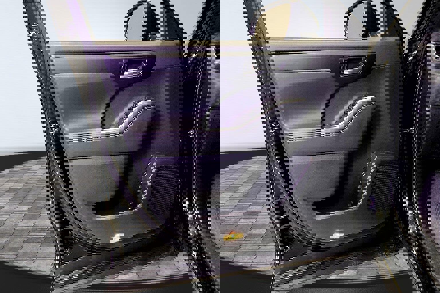 Used 2025 Toyota Highlander XSE image 20