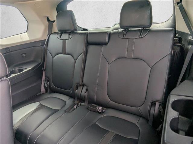 Used 2025 Honda Pilot EX-L image 19