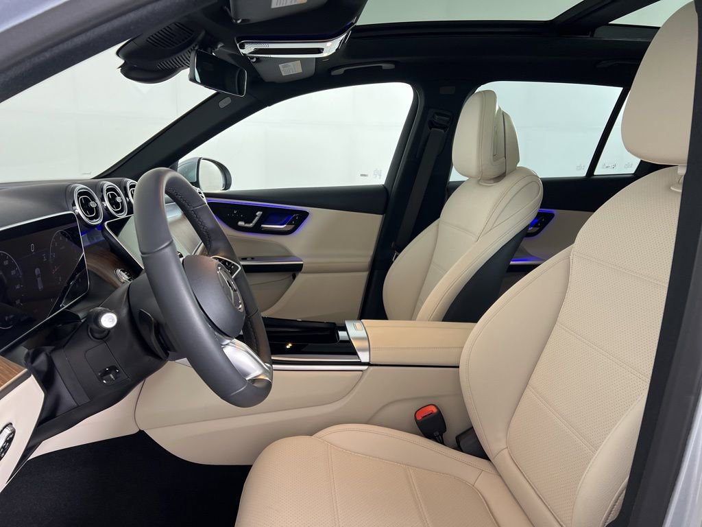Certified 2026 Mercedes-Benz GLC 300 4MATIC image 3