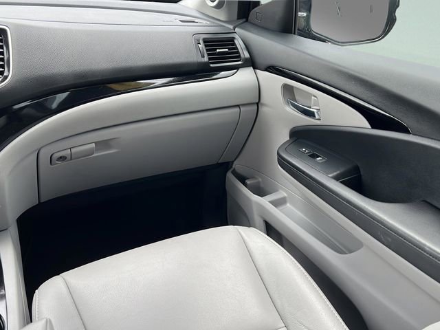 Used 2021 Honda Pilot Touring image 15