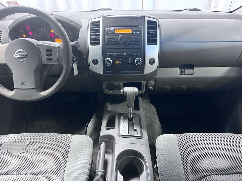 Used 2009 Nissan Frontier SE w/ SE Value Truck Pkg RWD image 12