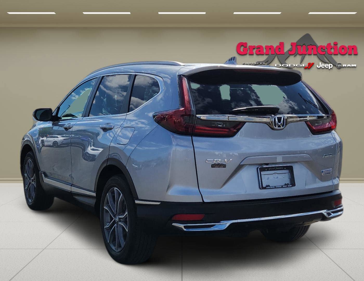 Used 2022 Honda CR-V Touring image 5