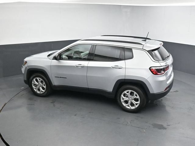 Used 2024 Jeep Compass Latitude AWD/4WD image 19