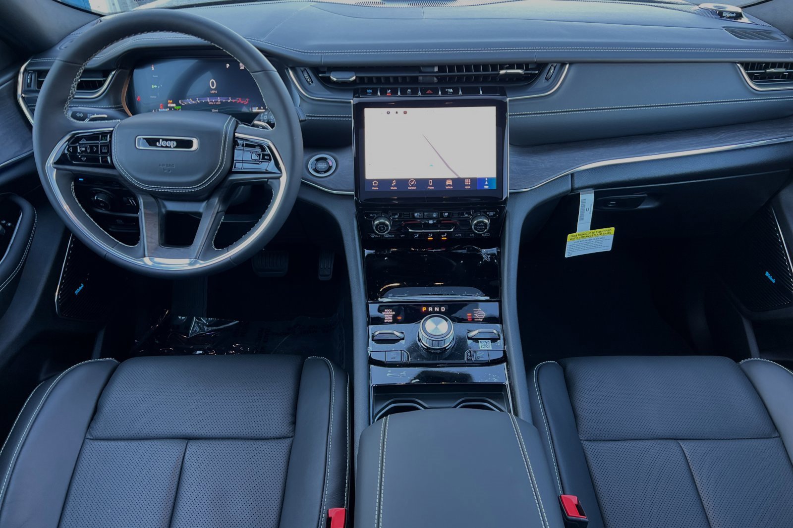 New 2024 Jeep Grand Cherokee Overland w/ Luxury Tech Group IV image 11