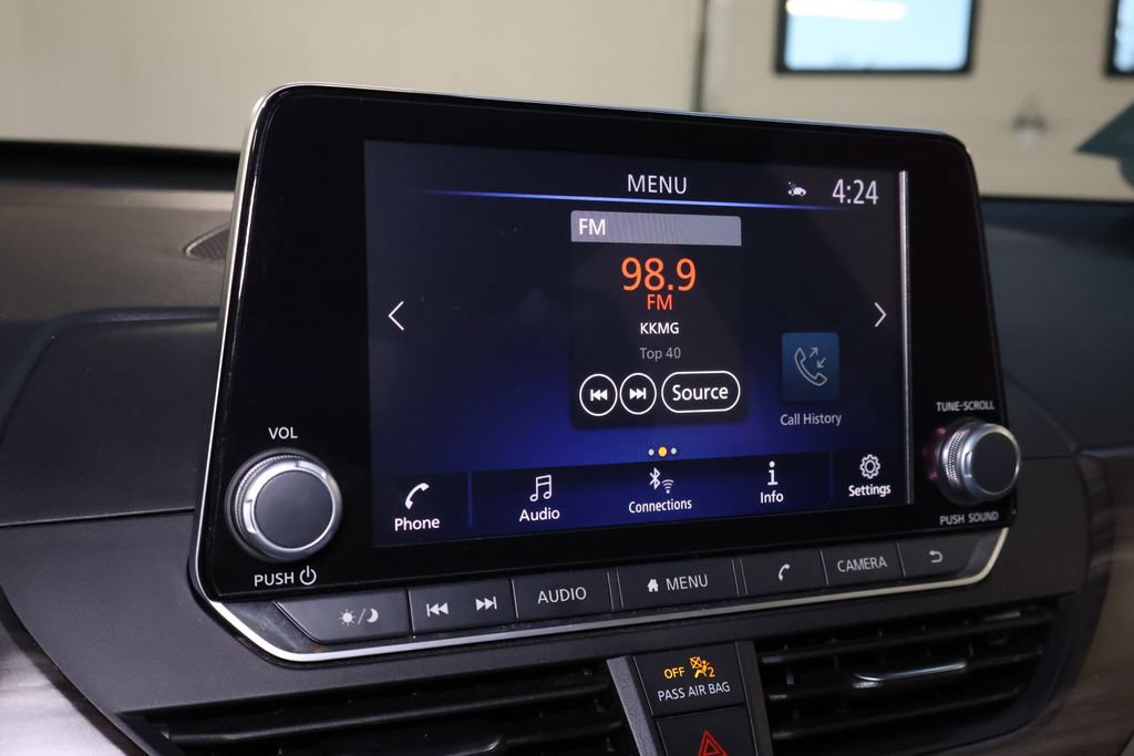 Used 2025 Nissan Altima 2.5 SV AWD/4WD image 26