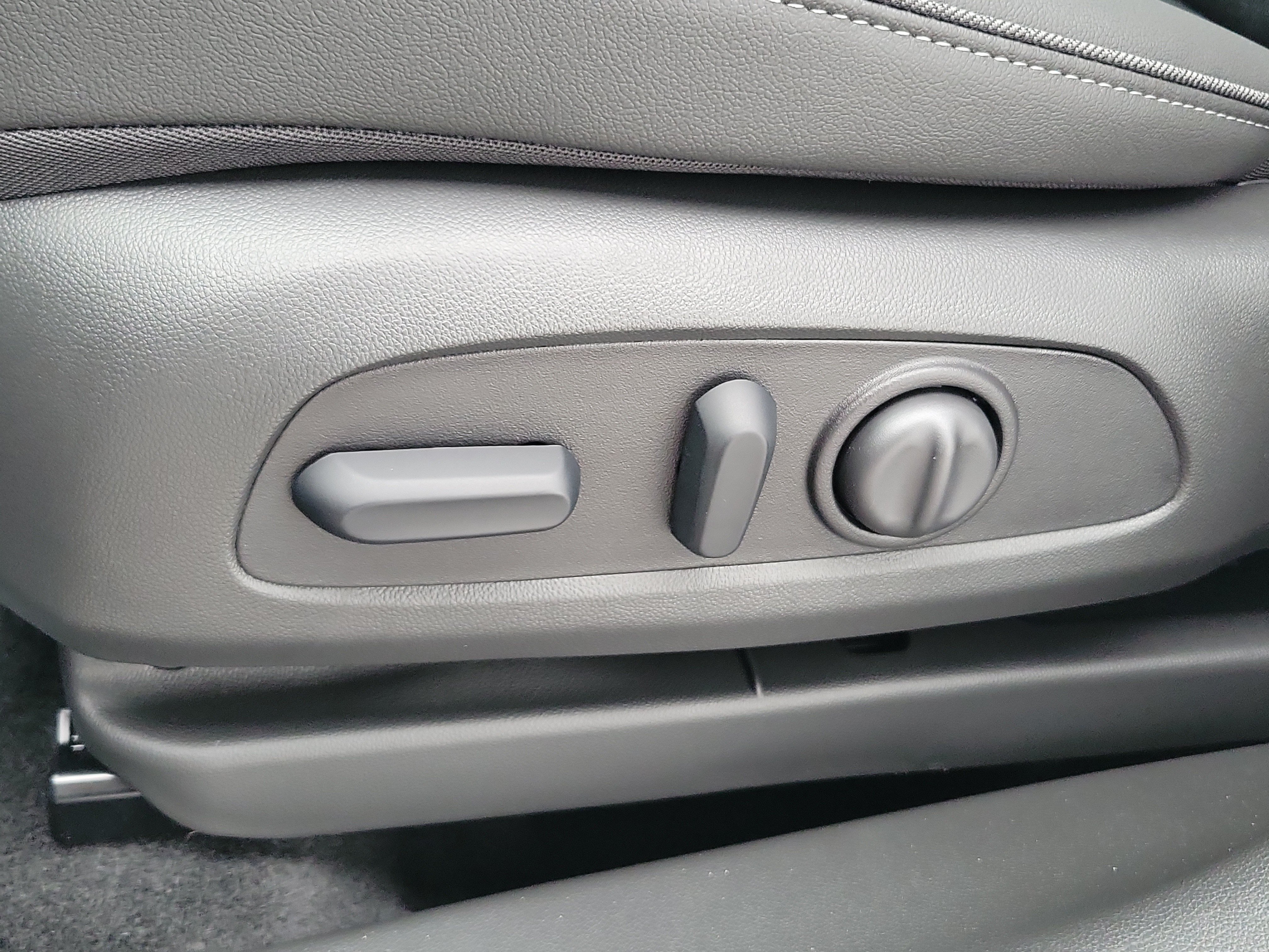 New 2026 Buick Encore GX Preferred w/ Comfort Package FWD image 23