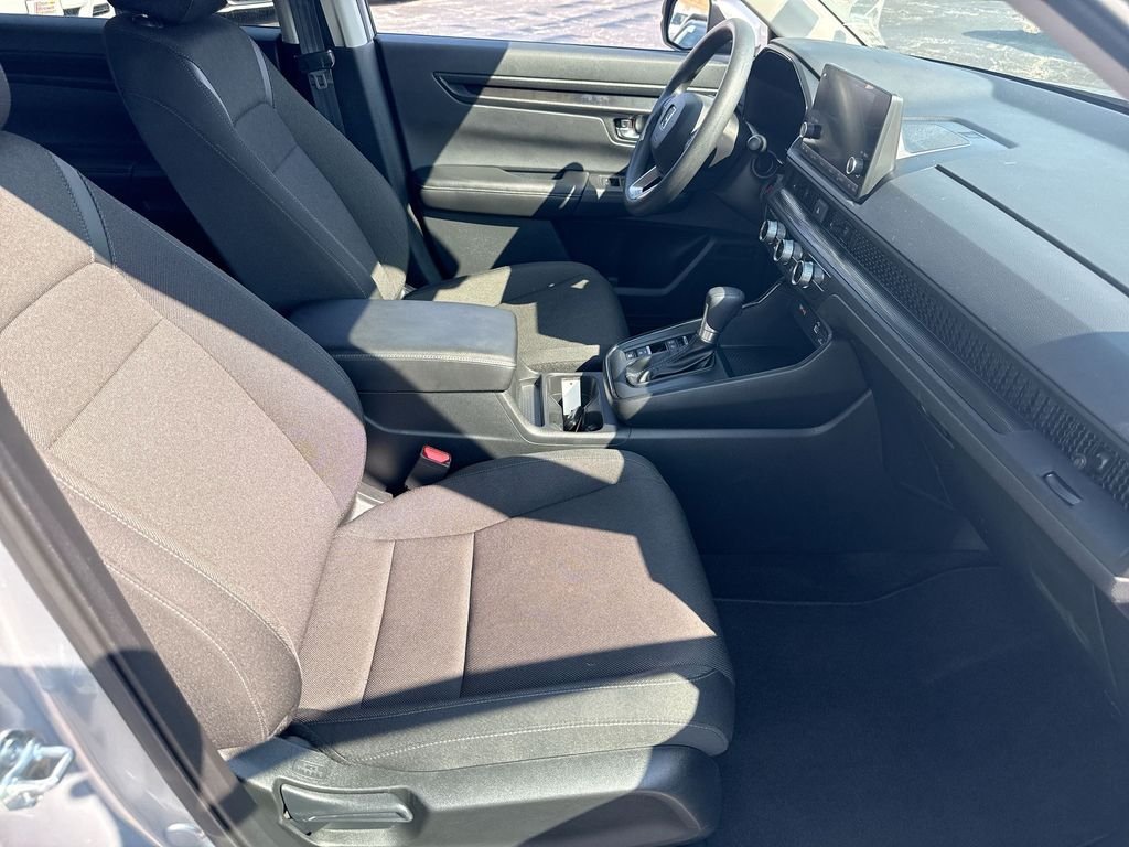 Used 2025 Honda CR-V LX image 61