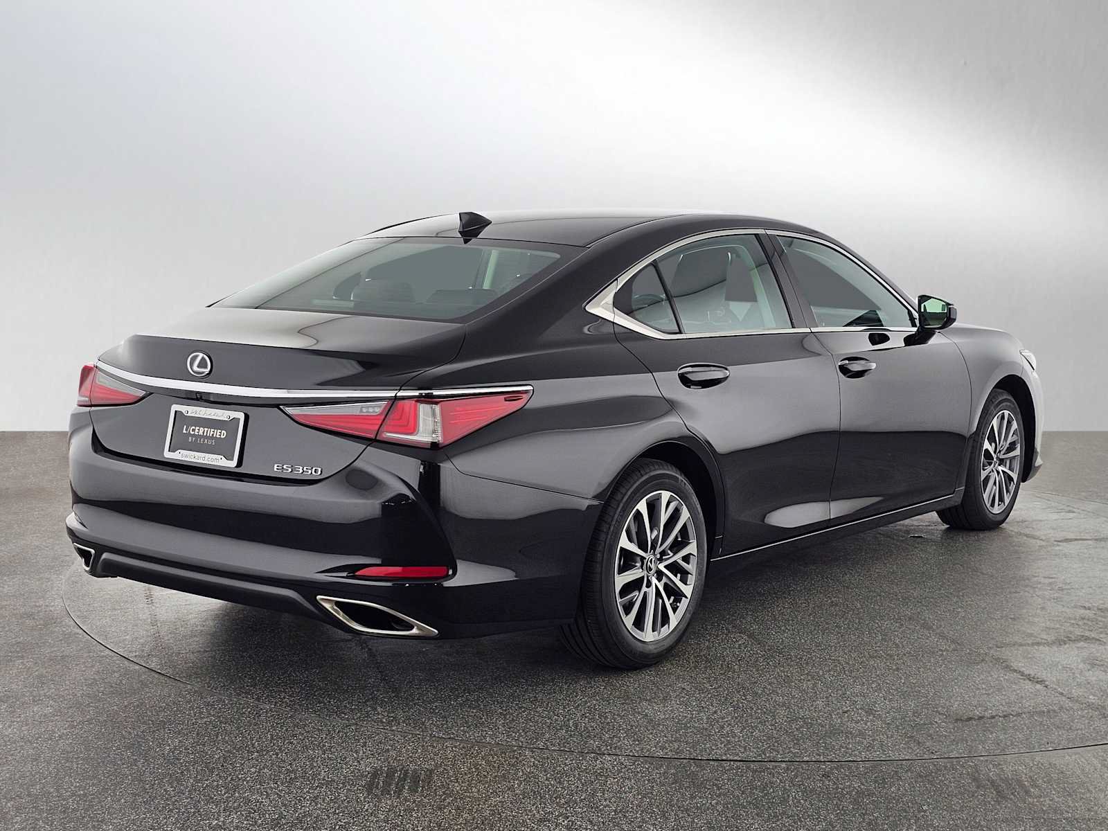 Certified 2024 Lexus ES 350 w/ Accessory Package (Z2) FWD image 3